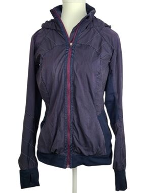 Lululemon She’s Swift Jacket Purple Striped Zip Up Size 4 Athletic Running Yoga